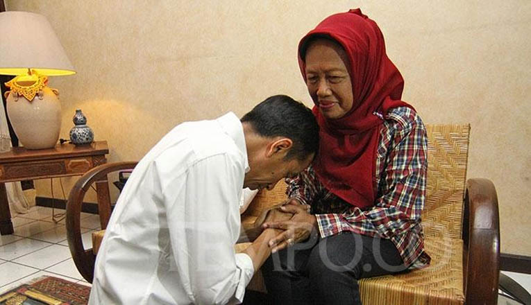 Ibunda Jokowi Wafat