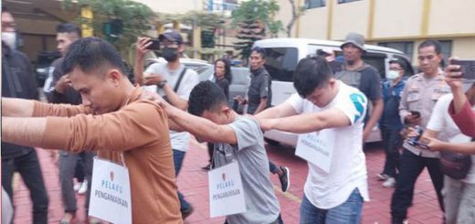 Pelaku dari penganiayaan terhadap pasangan suami istri dan anak perempuan di Kota Bogor akhirnya berhasil di tangkap. Total ada lima orang